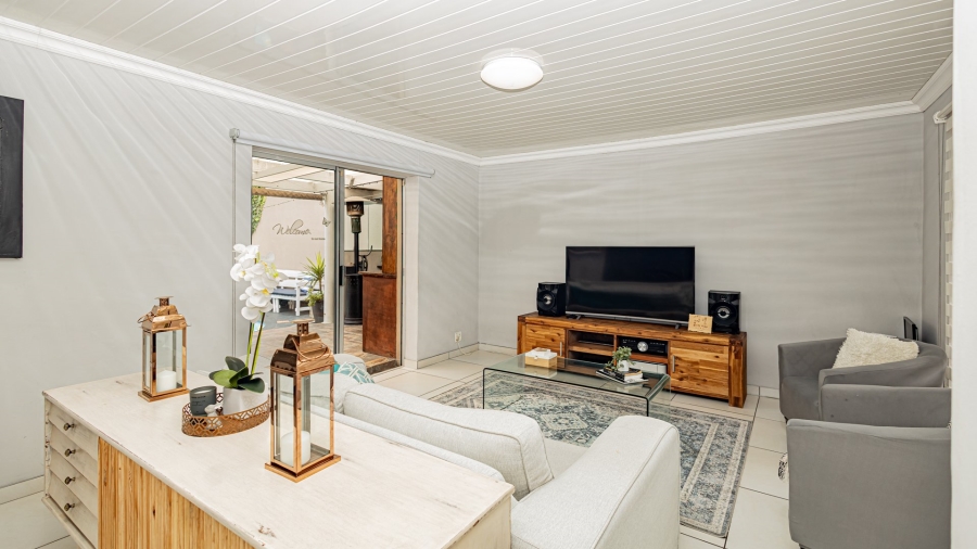 3 Bedroom Property for Sale in Westridge Western Cape